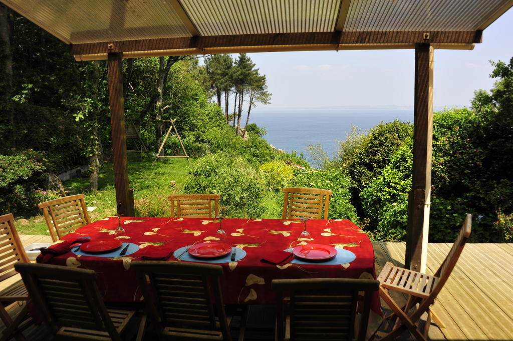 Les Fous De Bassans Bed & Breakfast Poullan-sur-Mer Exterior photo